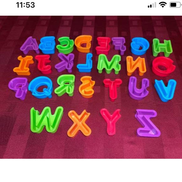 Playskool Elmo’s On-The-Go Letters (Alphabet in Case) - Picture 8 of 12